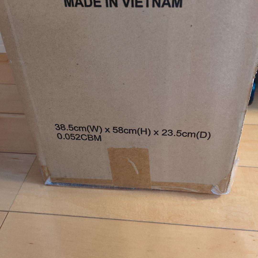 スワニー座れるキャリーバック　クロコダイル型押し　耐荷重100kg　超美品！