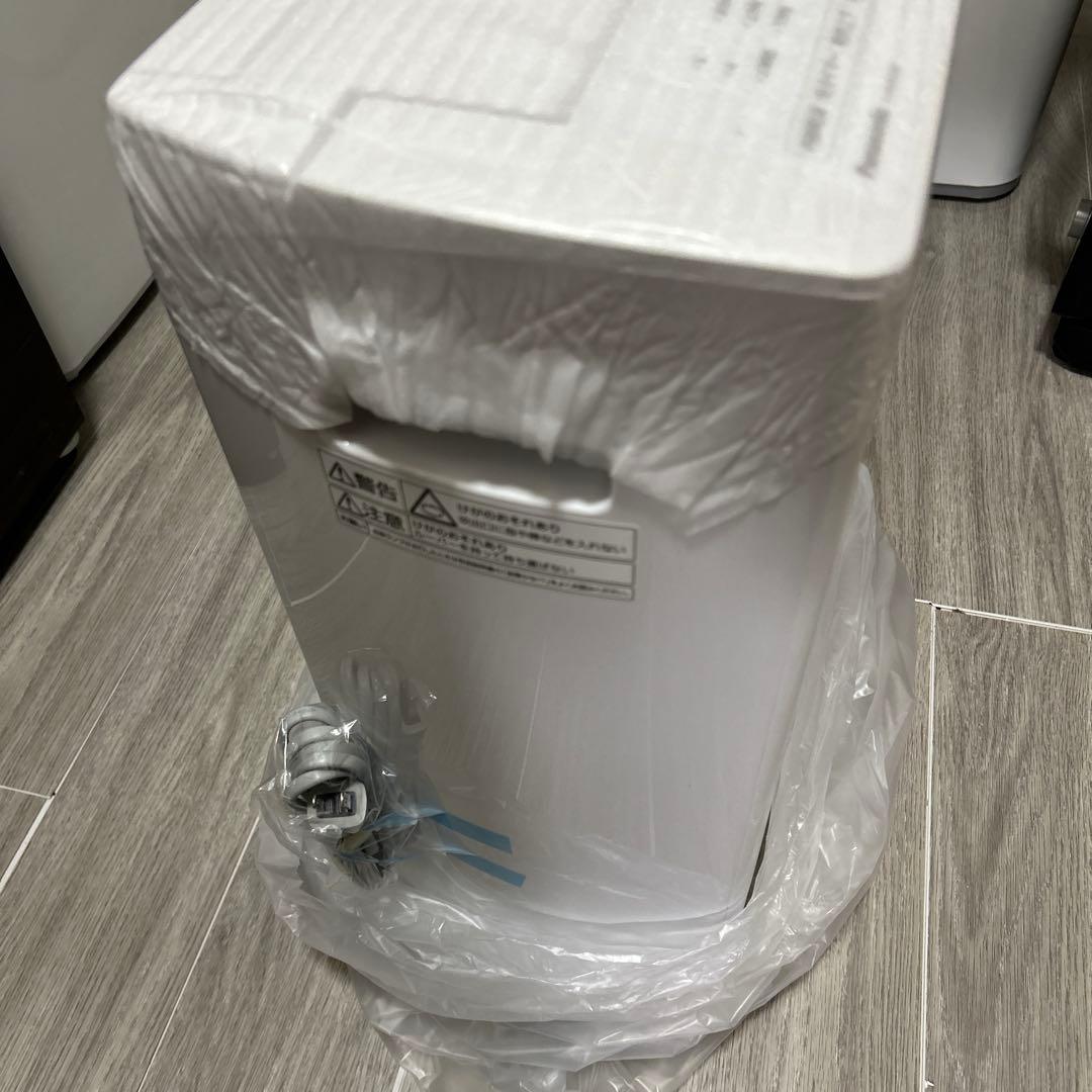 【美品】Panasonic F-YHVX120-W WHITE