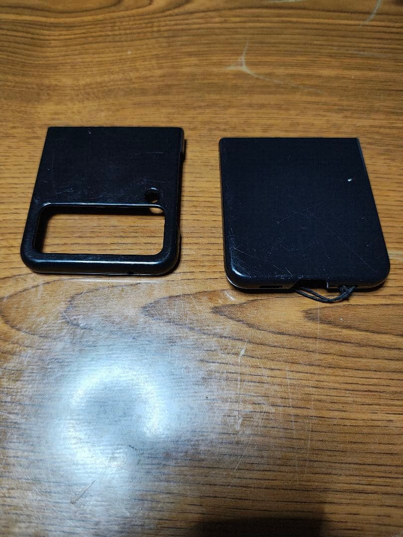 【新品同様】Galaxy Z Flip4 SIMフリー 判定○ au版 国内版