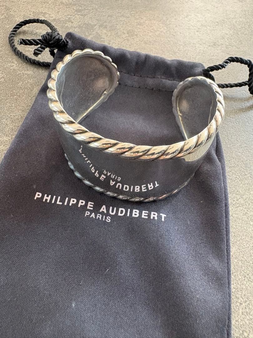 美品　希少　フィリップオーディベール　ツイストバングル 定価２２０００円