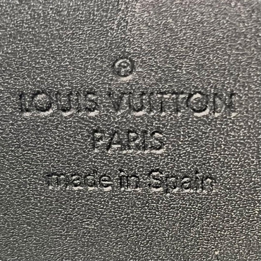 ルイヴィトン スハリ ジッピーウォレット M93029 ラウンドジップ