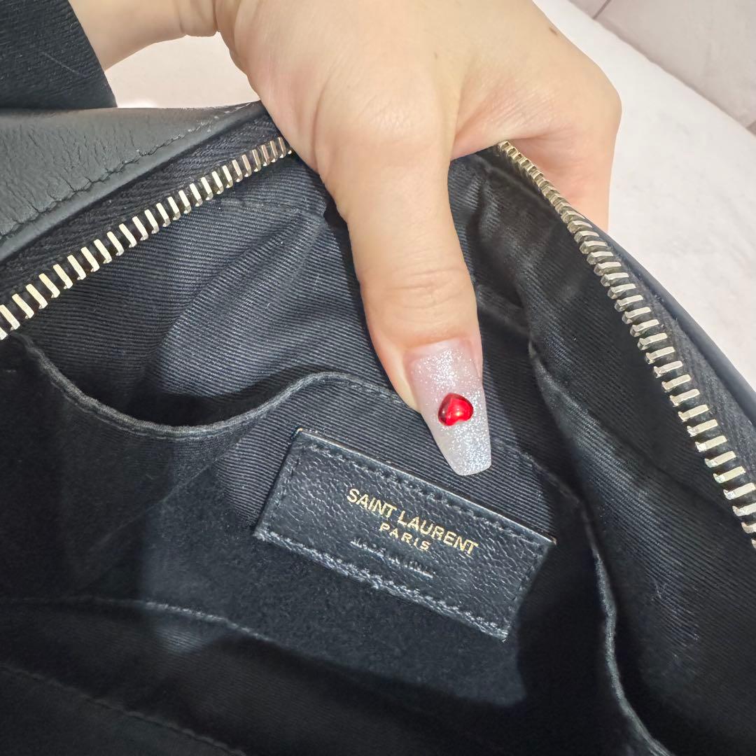 SAINT LAURENT ブラック ショルダーバッグ