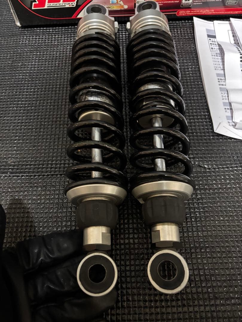 cb400sf cl400 sr400 YSSリアサスペンション