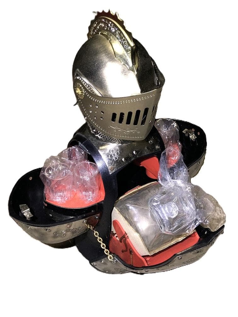 【 ニッカウヰスキー デキャンターセット 】　西洋甲冑オブジェ　未使用品