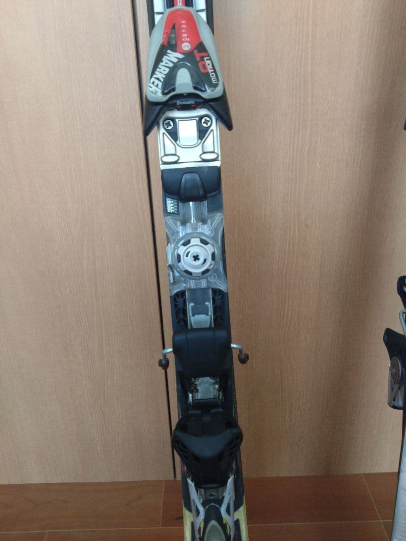 Volkl サマーゲレンデ用スキー板