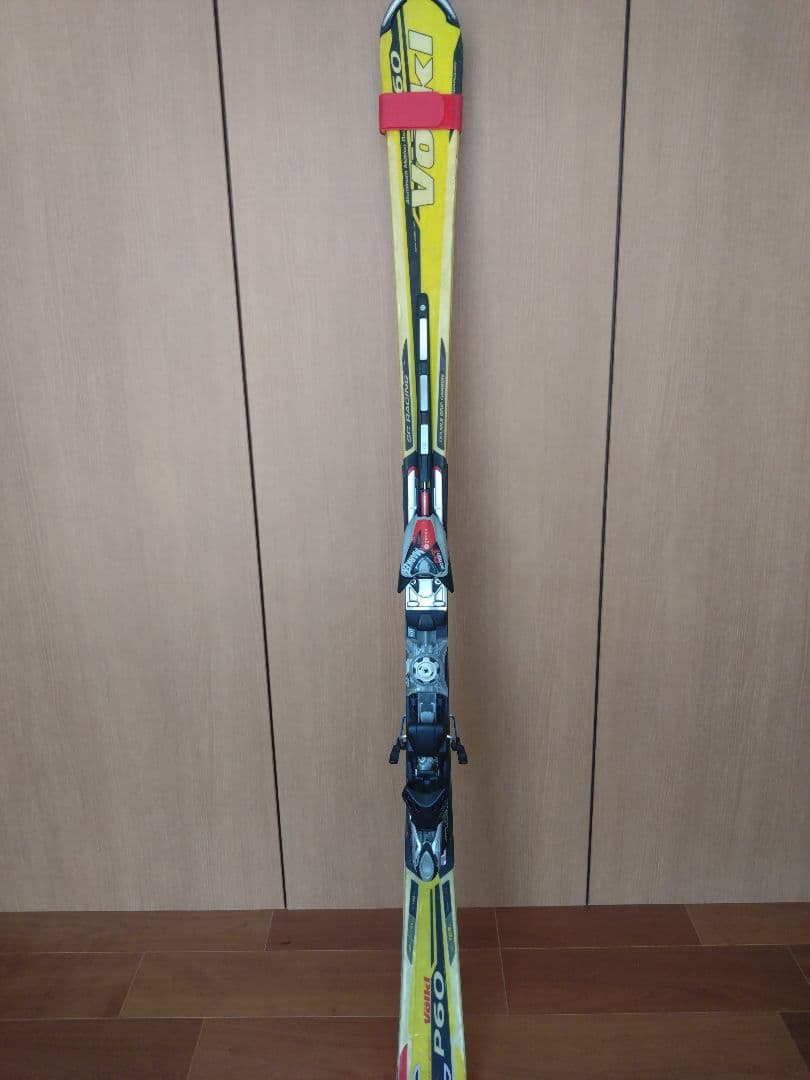 Volkl サマーゲレンデ用スキー板