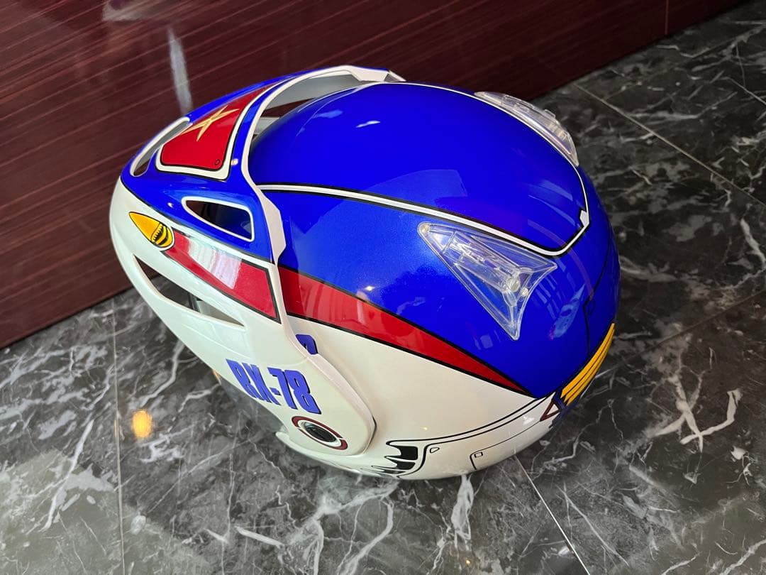 美品★バンダイ＆OGKコラボ限定品・公式認定品★ガンダム　RX-78モデル