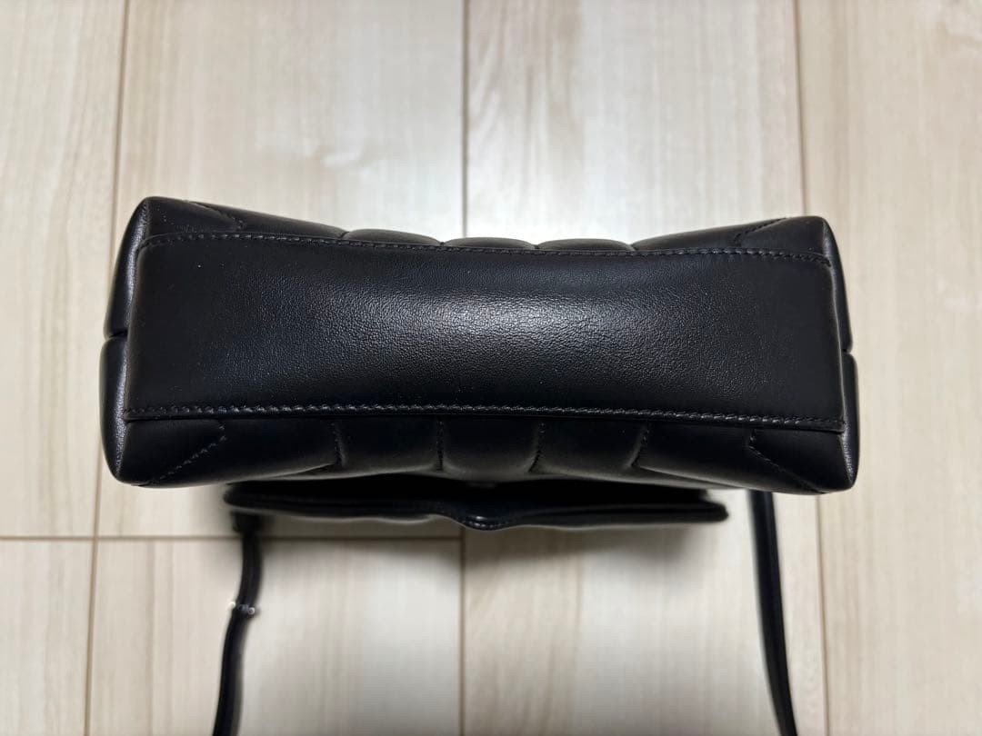 サンローラン ルル ショルダーバッグ