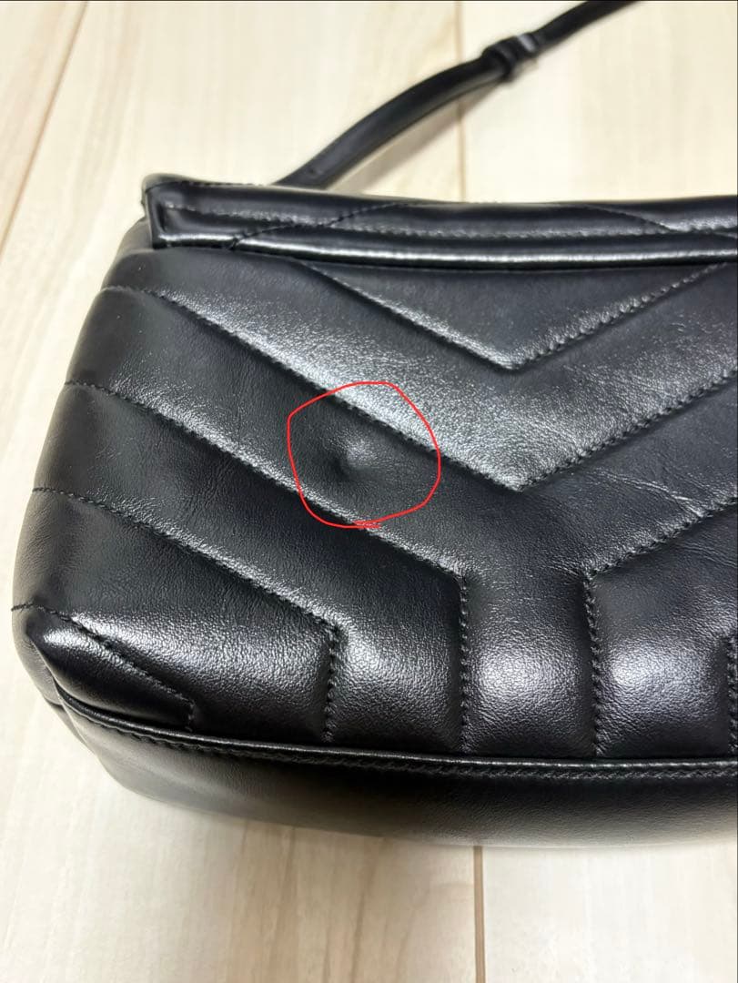 サンローラン ルル ショルダーバッグ