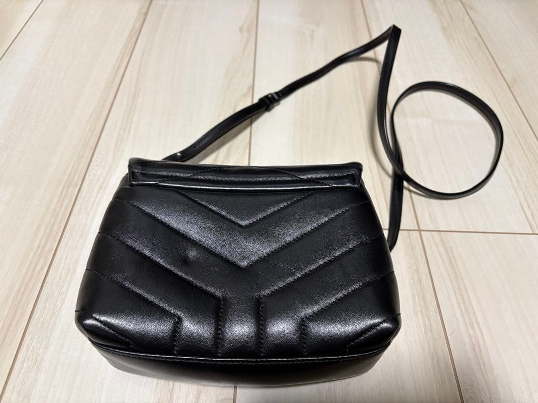 サンローラン ルル ショルダーバッグ