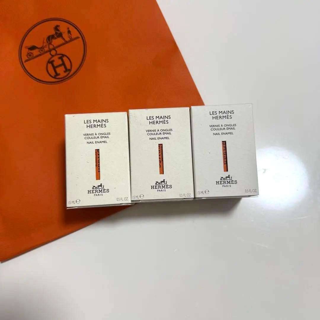 LES MAINS HERMES ネイルセット