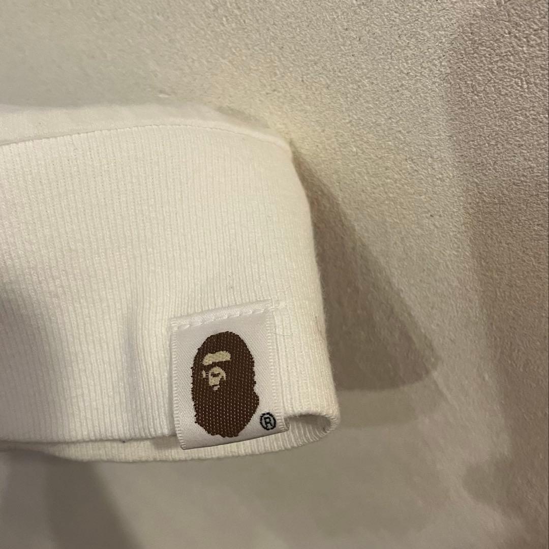 A BATHING APE アベイシングエイプ ロンＴ Lサイズ 大猿 ピンク