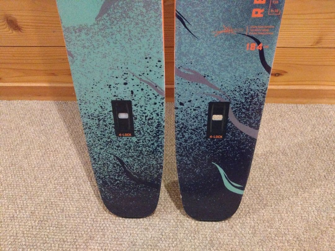 新品未使用★4FRNTフォーフロントRENEGADEレネゲイド4LOCK国内正規