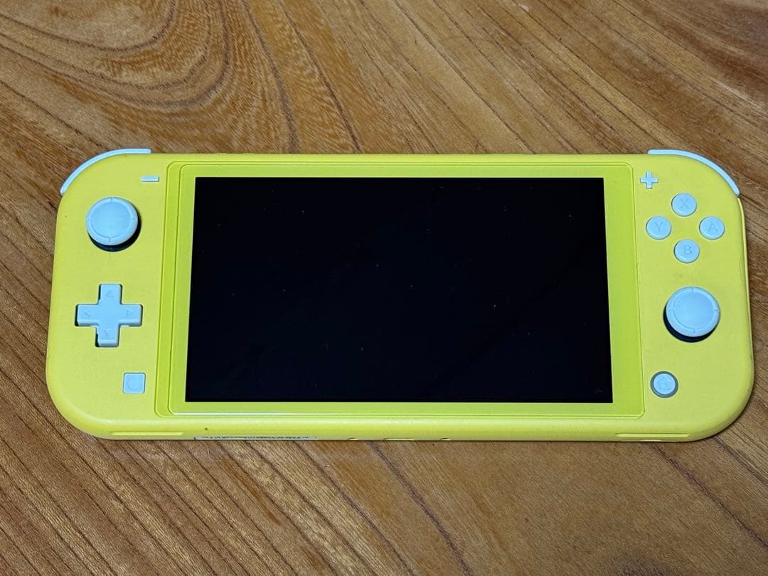 Nintendo Switch Lite イエロー 動作確認済 おまけ付き