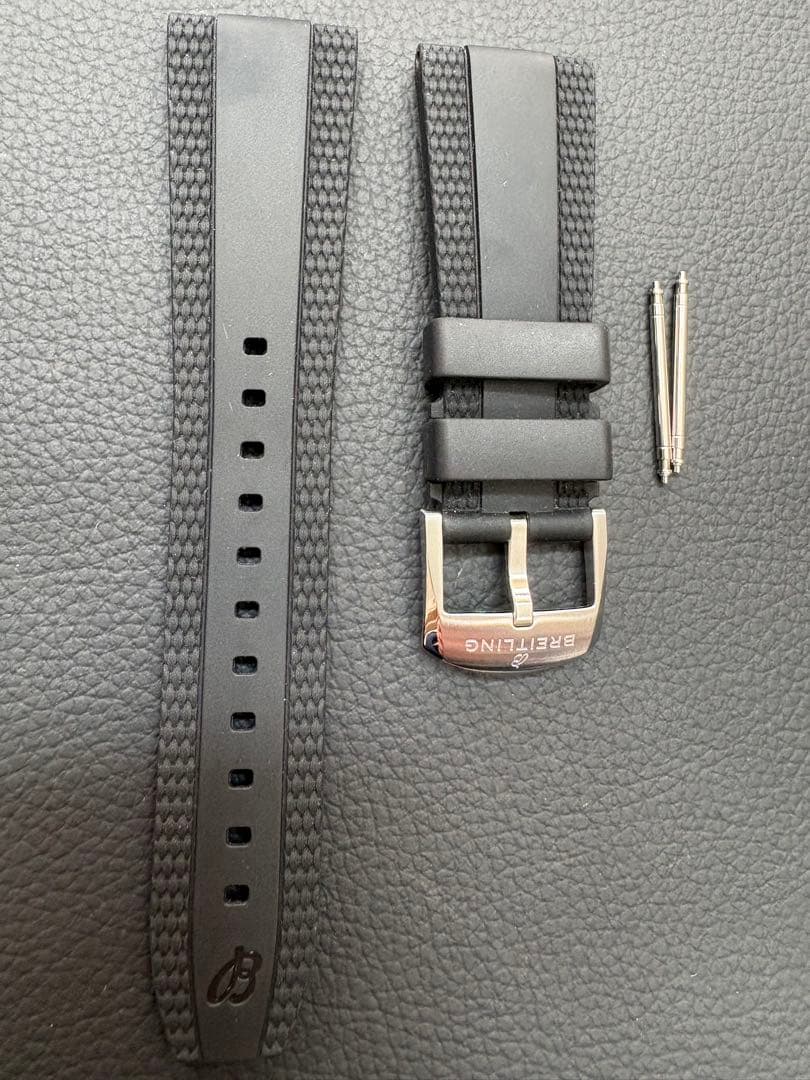 BREITLING 純正ラバーベルト 22㎜-18㎜　尾錠とバネ棒付