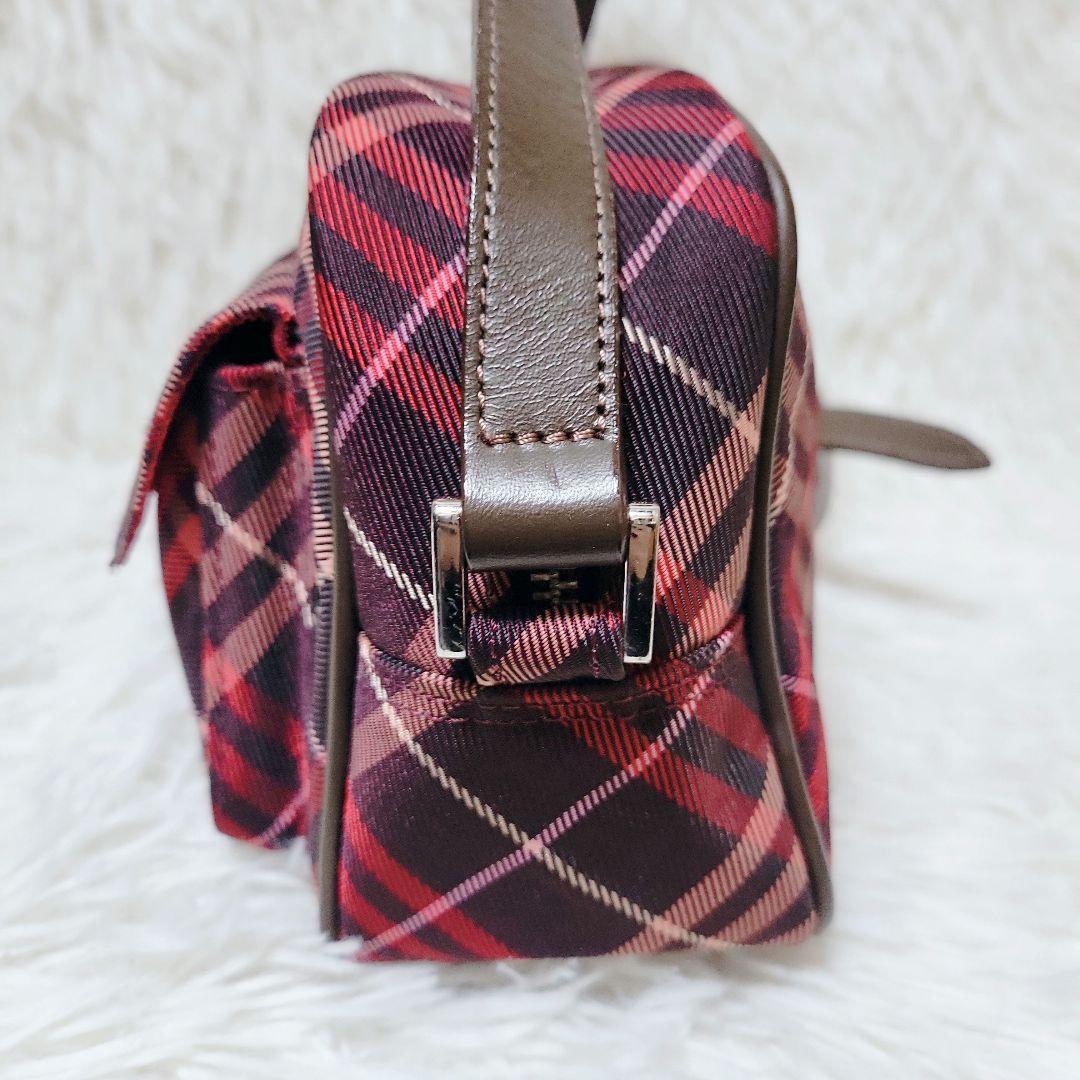 極美品✨BURBERRY バーバリー　ノバチェック スクエア ショルダーバッグ