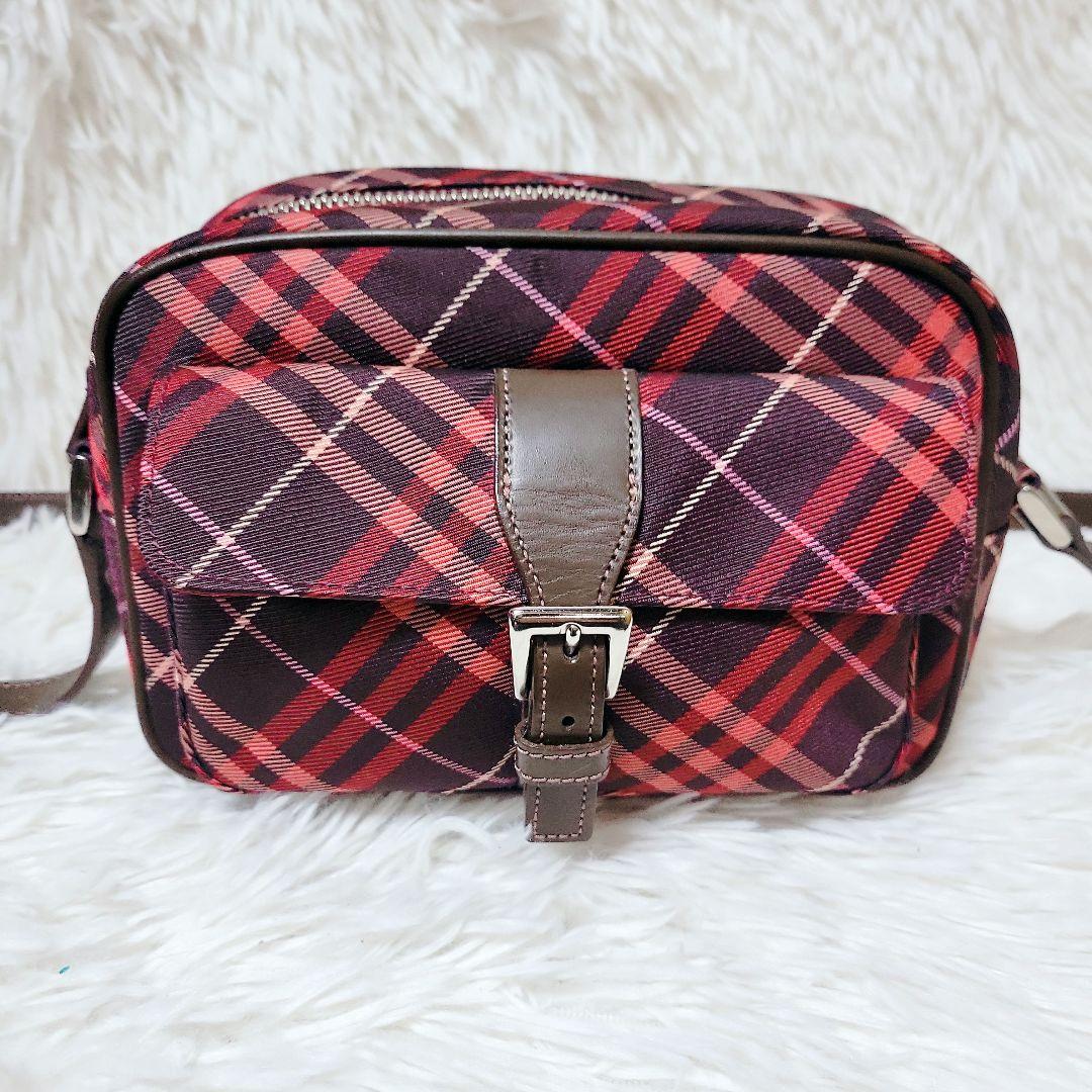 極美品✨BURBERRY バーバリー　ノバチェック スクエア ショルダーバッグ