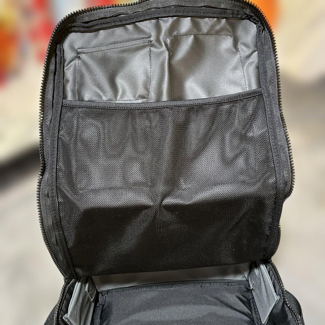 【美品】NIKE 大容量リュック エリート