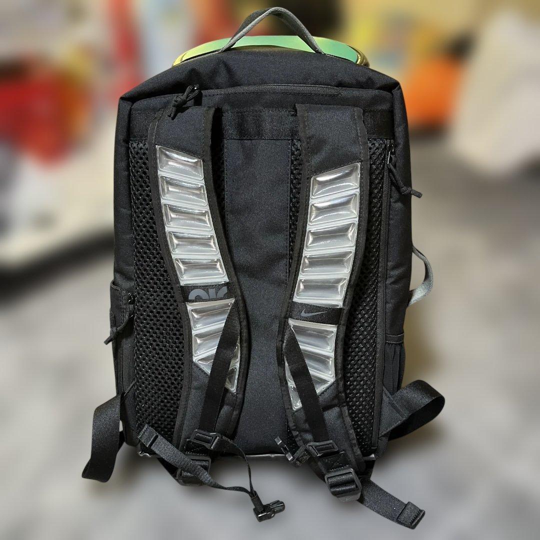 【美品】NIKE 大容量リュック エリート