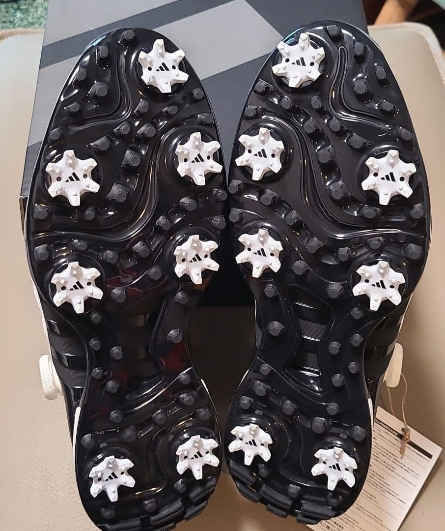 本日限定価格。新品未使用タグ付！アディダス　TOUR360 BOAゴルフシューズ