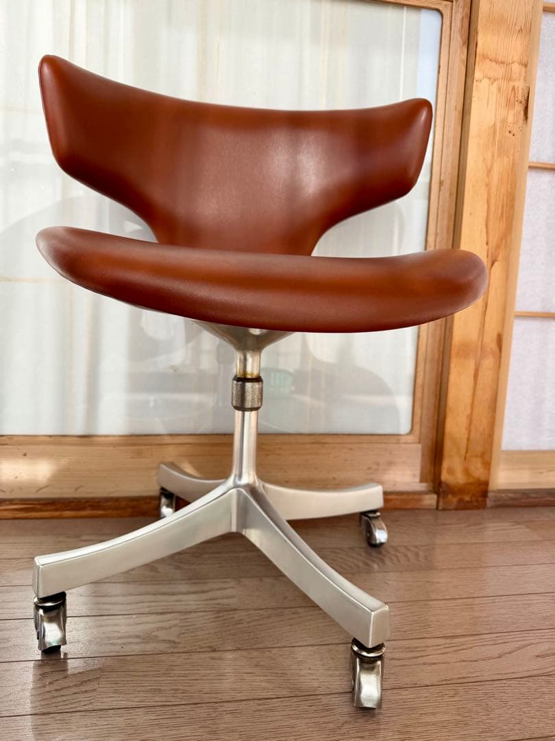 剣持勇カブトチェア　天童木工製　ブラウン