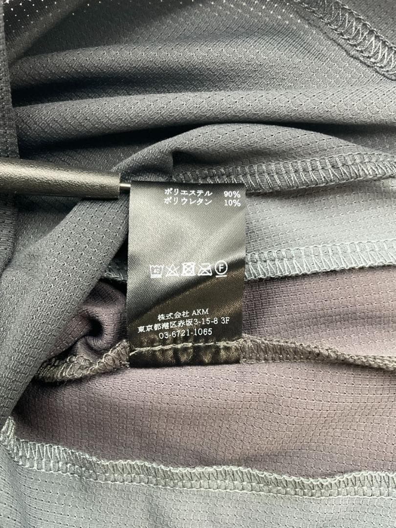 【未使用】1piu1uguale3 GOLF サイドラインノースリーブポロシャツ