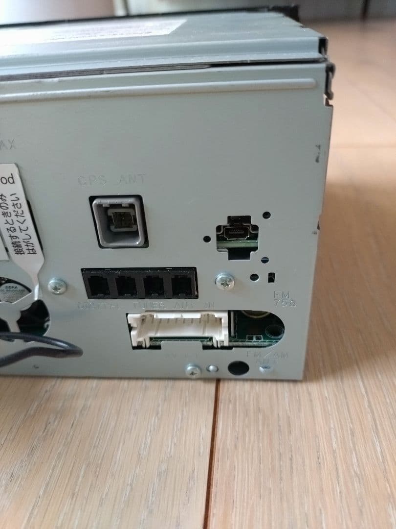 【早い者勝ち】Panasonic ナビ CN-RA04WD