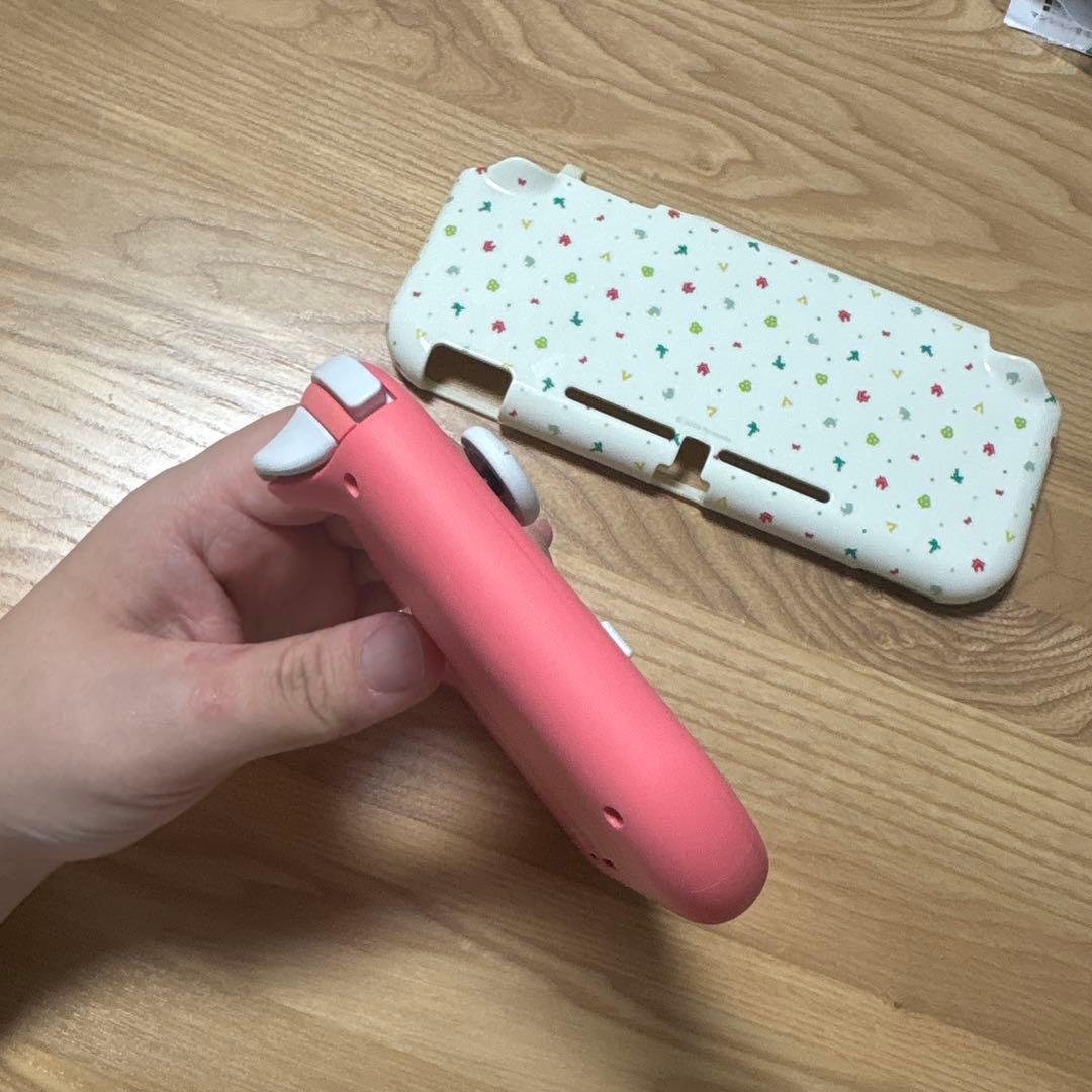 ニンテンドースイッチライト　ピンク