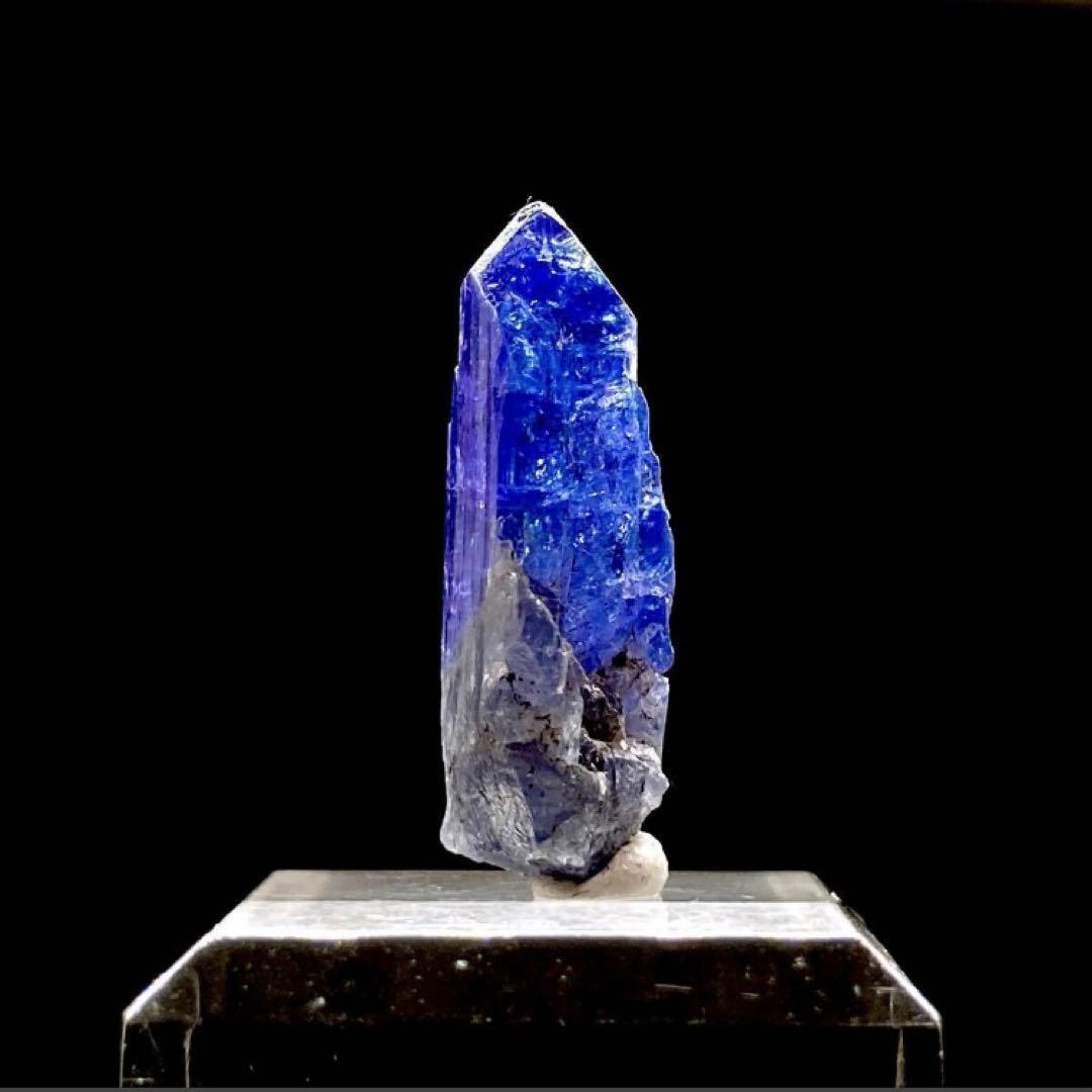 M*c様 タンザナイト　灰簾石　原石　鉱物標本　天然石　213