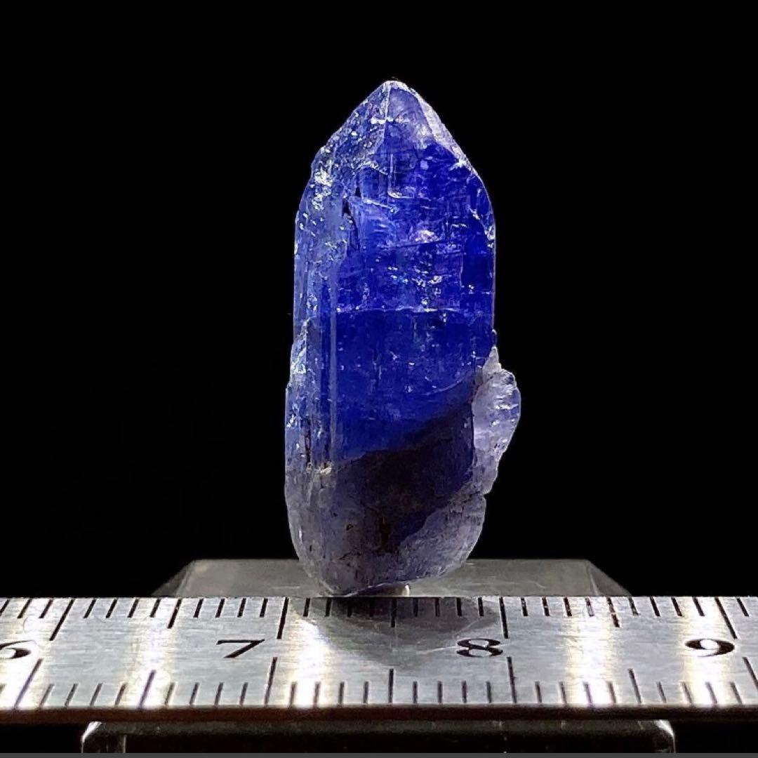 M*c様 タンザナイト　灰簾石　原石　鉱物標本　天然石　213