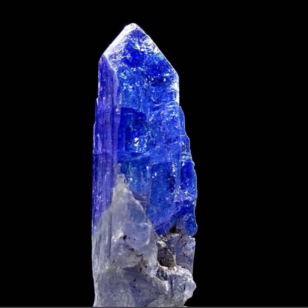 M*c様 タンザナイト　灰簾石　原石　鉱物標本　天然石　213