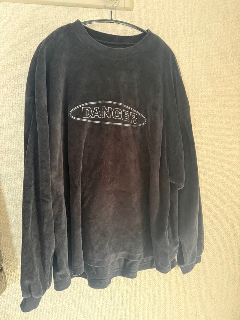 tightbooth black eye patch ベロアロングスリーブ