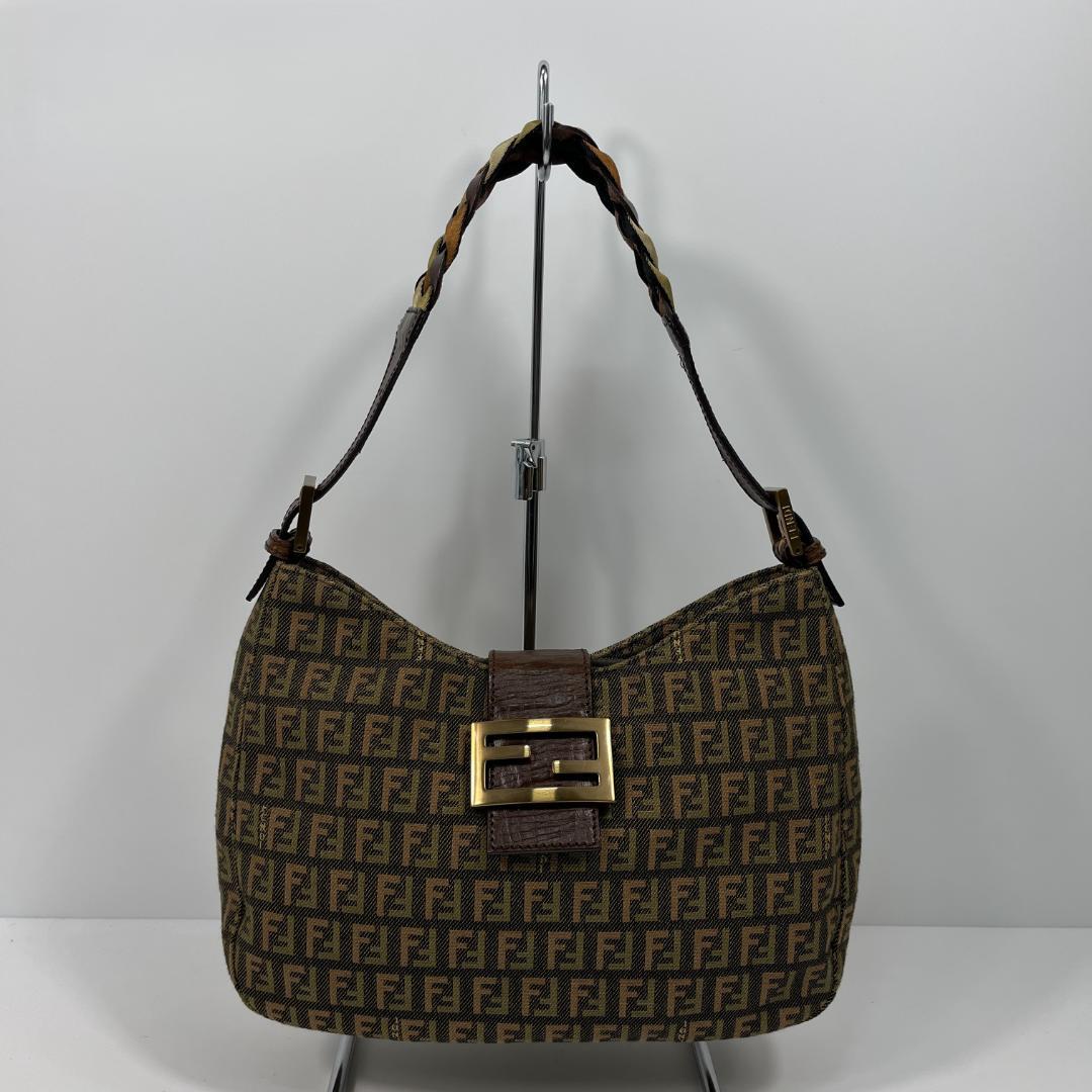 フェンディ8BR036 RU8 マンマバゲット ズッキーノ MBZ154