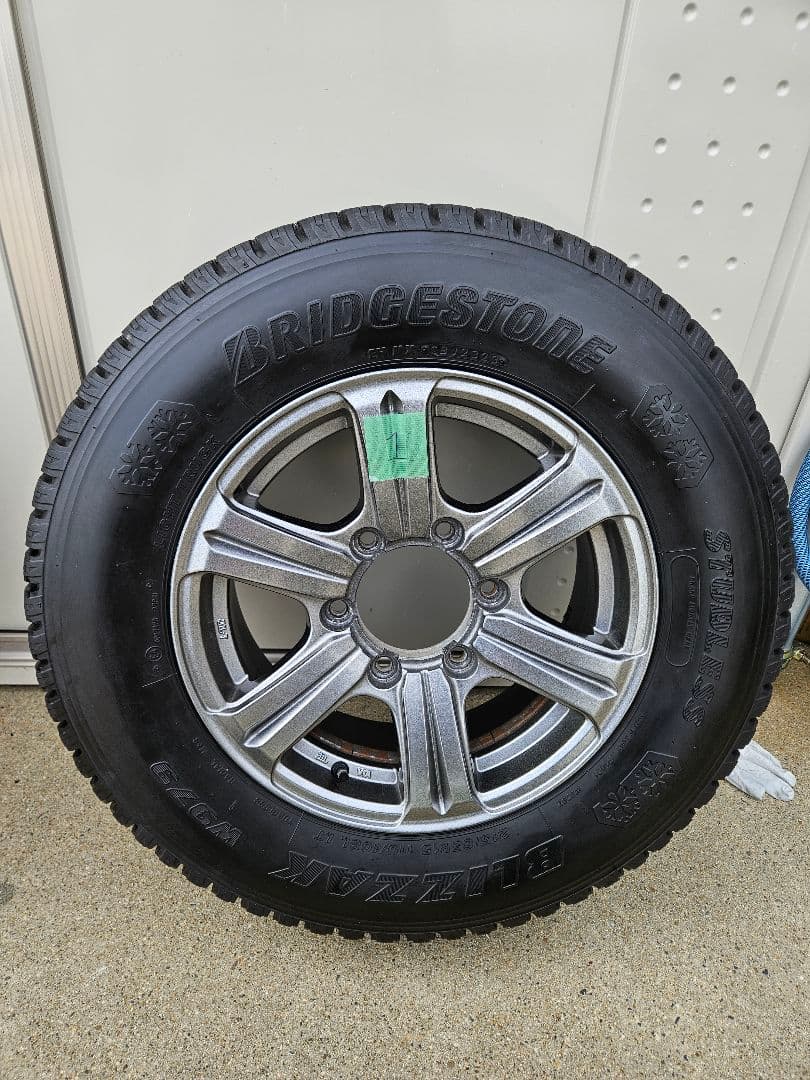 カムロード専用スタッドレス・ホイールセット