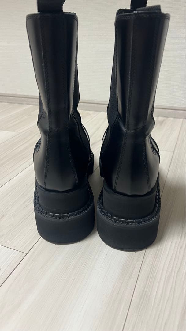 メゾンスペシャル 東京産 スクエア タンクソールサイドゴアロングブーツ