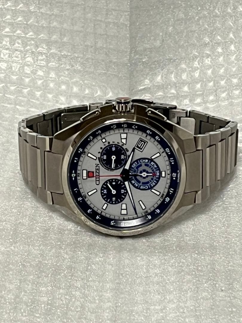 シチズン アテッサ エコドライブ電波時計 スターウォーズ R2-D2限定モデル