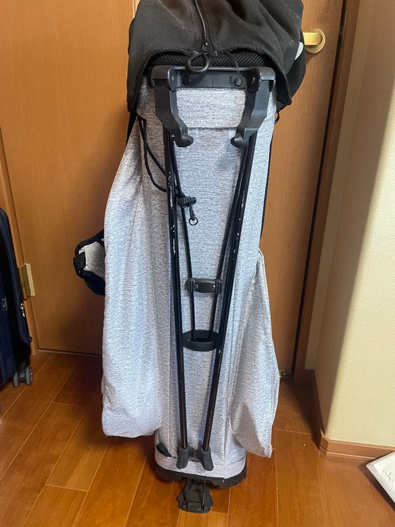 OAKLEY キャディバッグ スタンド付き グレー
