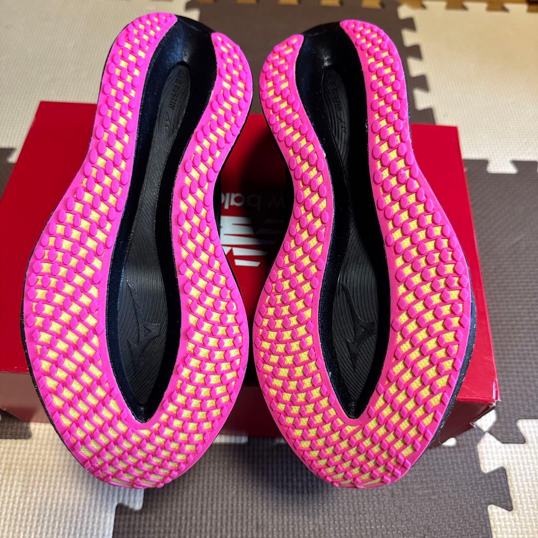 Mizuno WAVE REBELLION PRO 2 ブラック/ピンク