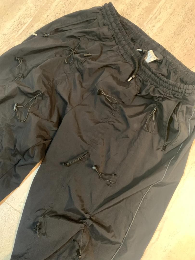 99%IS GOBCHANG ナイロンパンツ サイズ4 ブラック