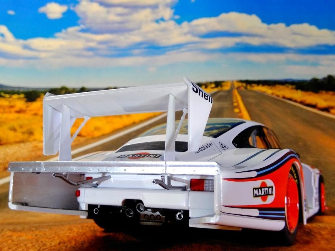 【れんれん❢❢】1/18 ポルシェ 935 “MOBYDICK” ル・マン