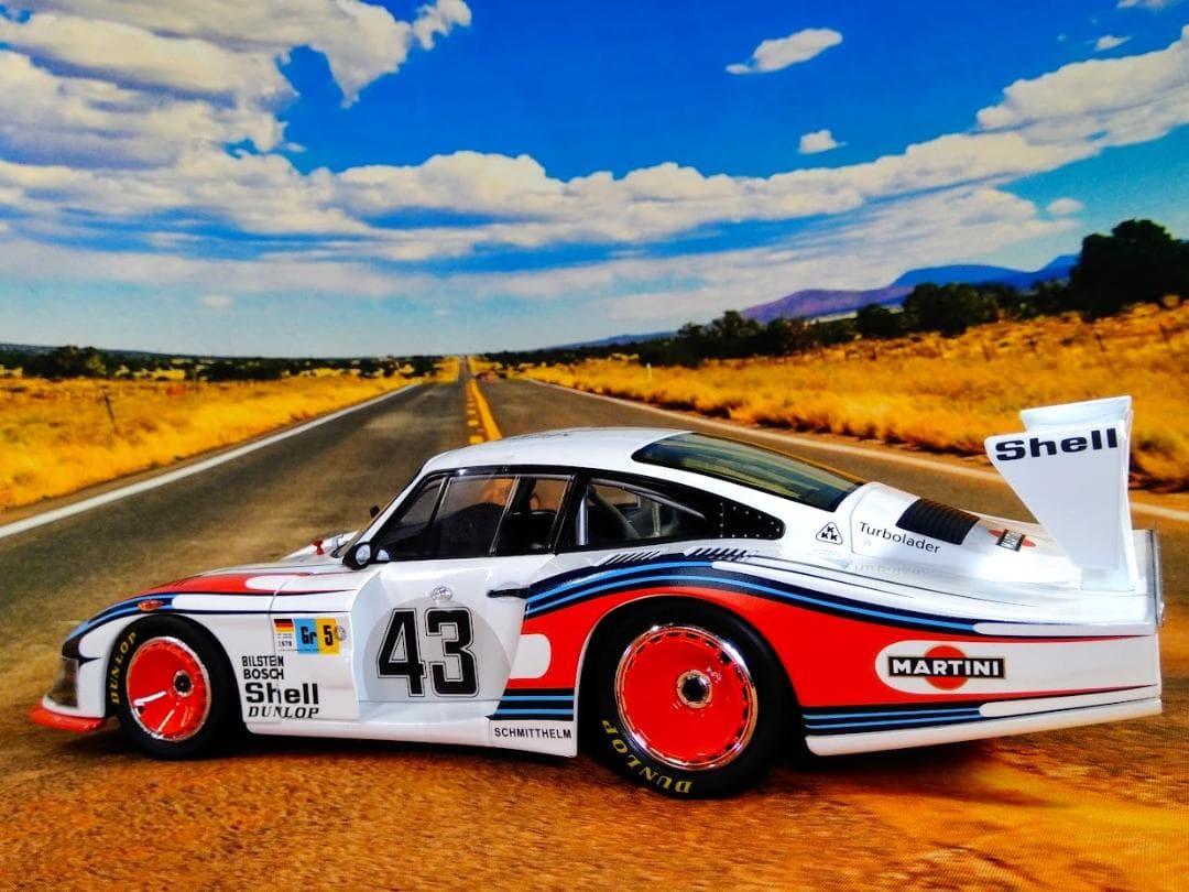 【れんれん❢❢】1/18 ポルシェ 935 “MOBYDICK” ル・マン