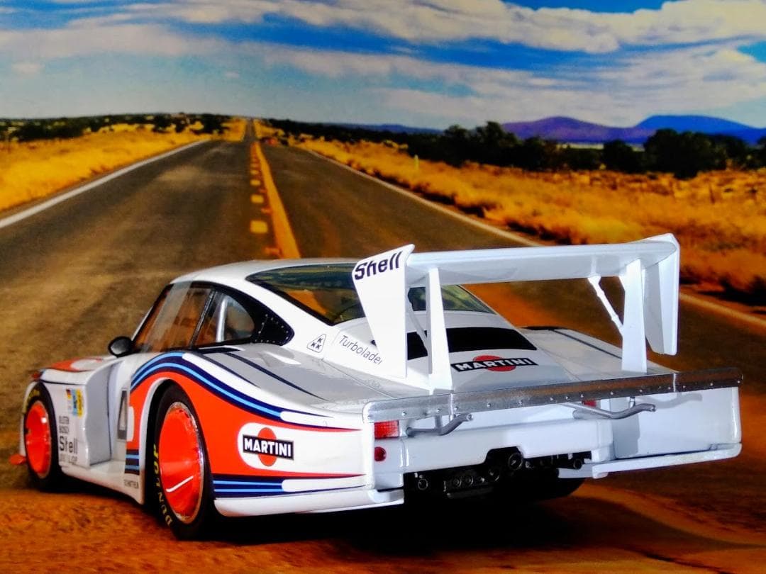 【れんれん❢❢】1/18 ポルシェ 935 “MOBYDICK” ル・マン