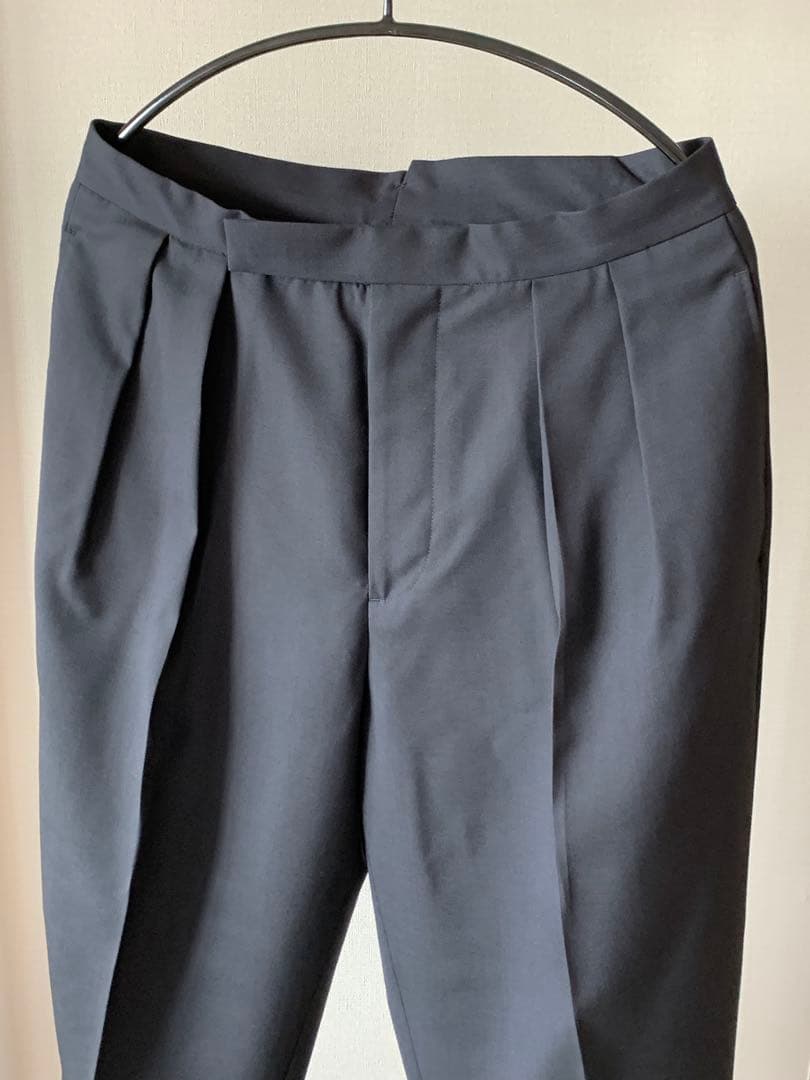 ま*も様 Colon ベルトレス スラックス M ネイビー トロピカルウール 日