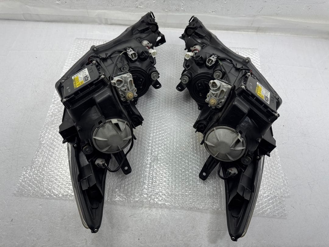 トヨタエスティマ50系 後期 中期 純正 ヘッドライト 左右セット28-217