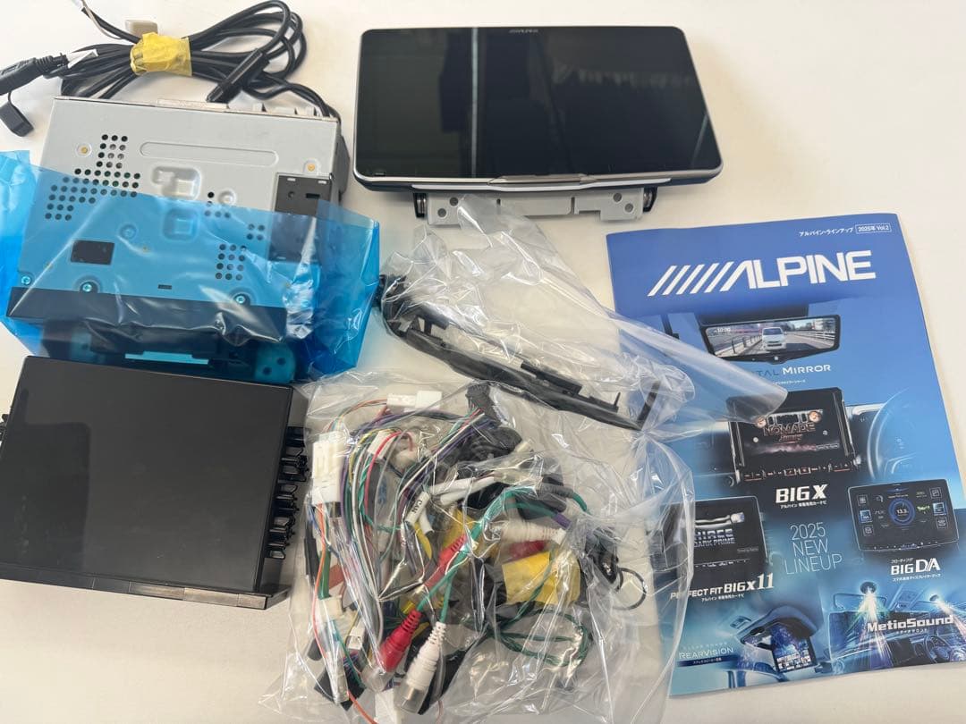 カーナビ ALPINE DAF9Z