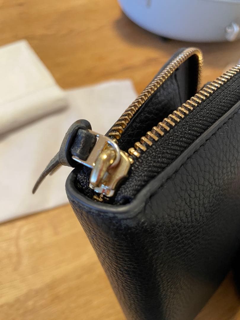 【美品】Tory Burch ブラックレザー長財布