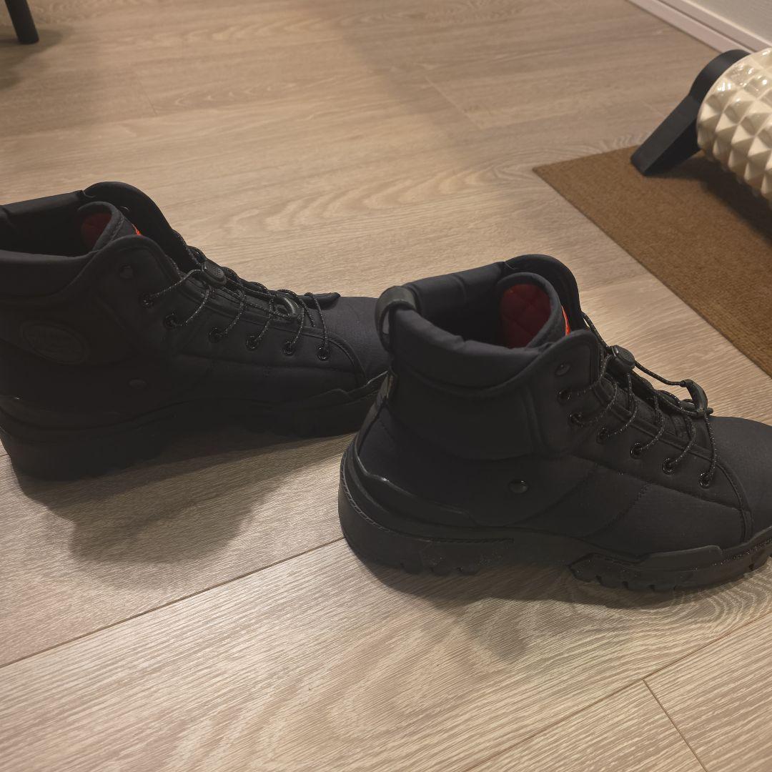 Onitsuka Tiger ブラック ハイカットブーツ