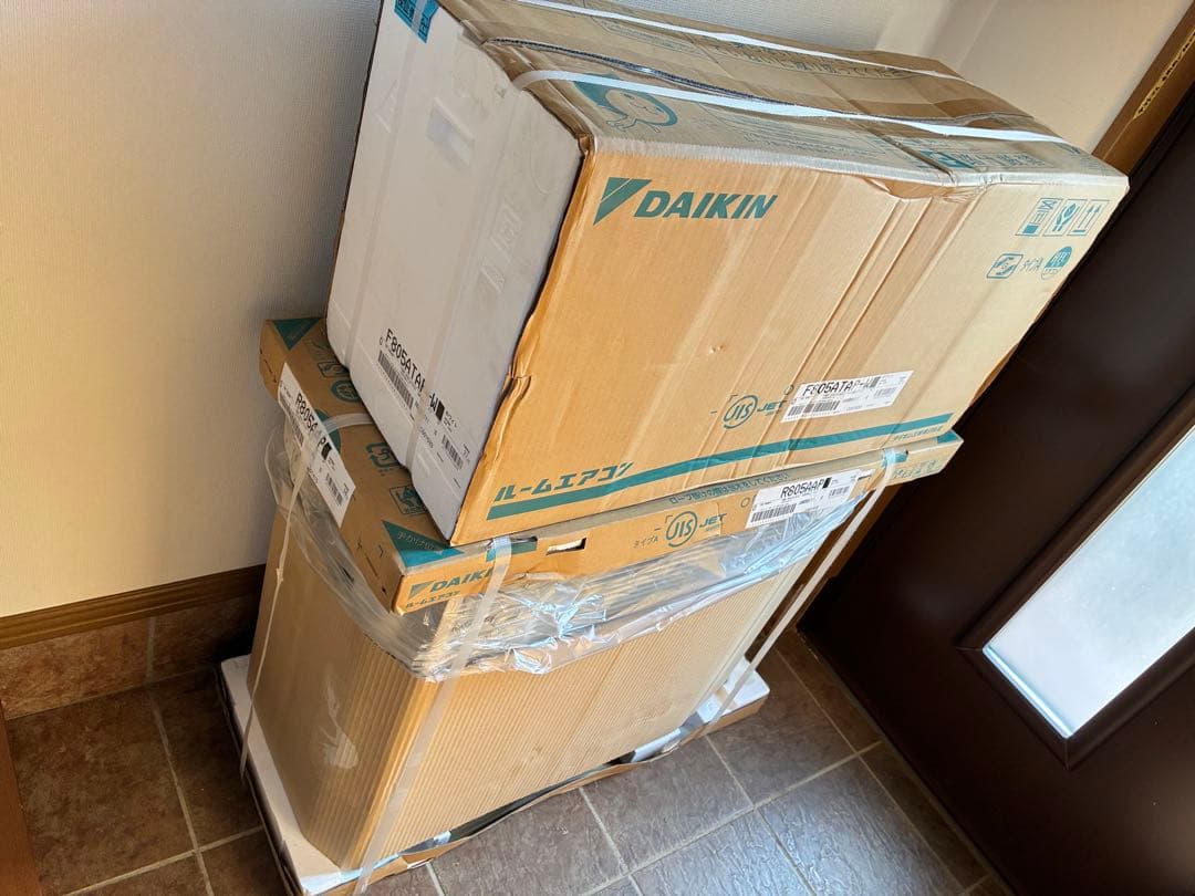 2025年製　ダイキンS805ATAP 26畳用　200V AXシリーズ