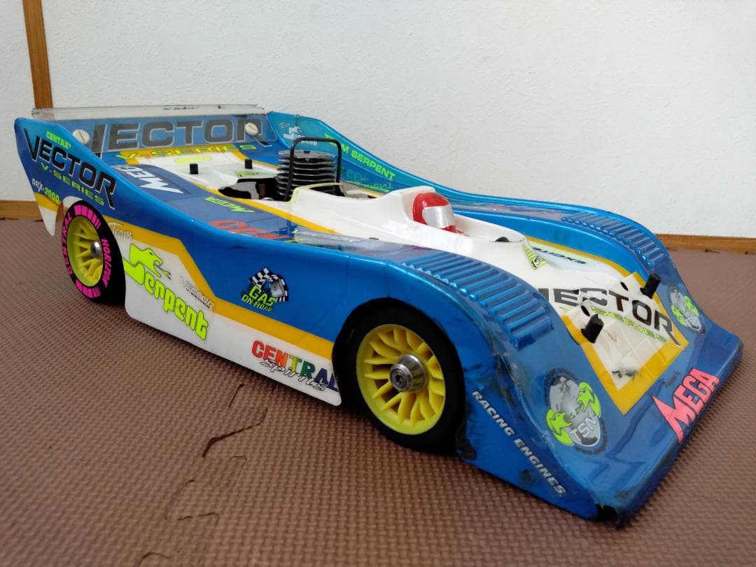 SERPENTサーパント 1/8 VECTORベクター エンジンカー フルセット