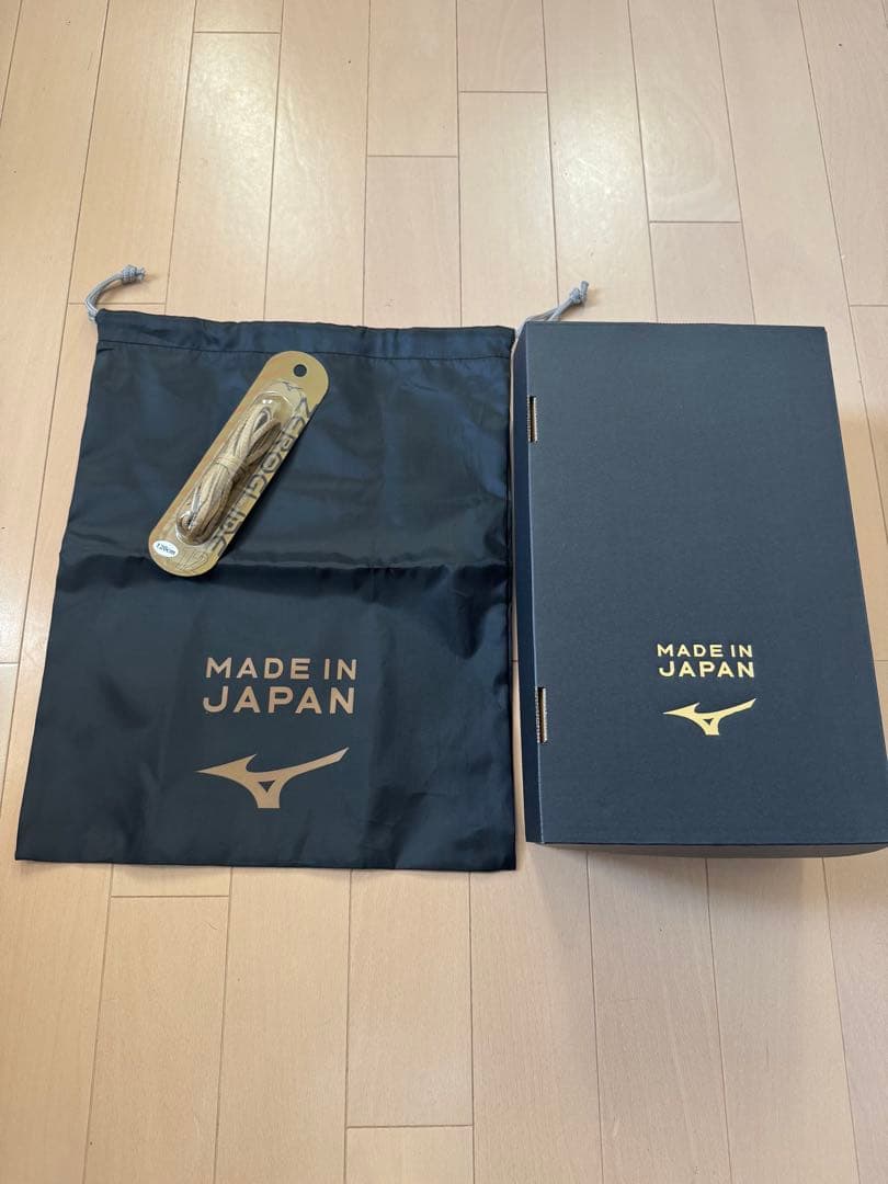 ミズノアルファ JAPAN プリズムゴールド